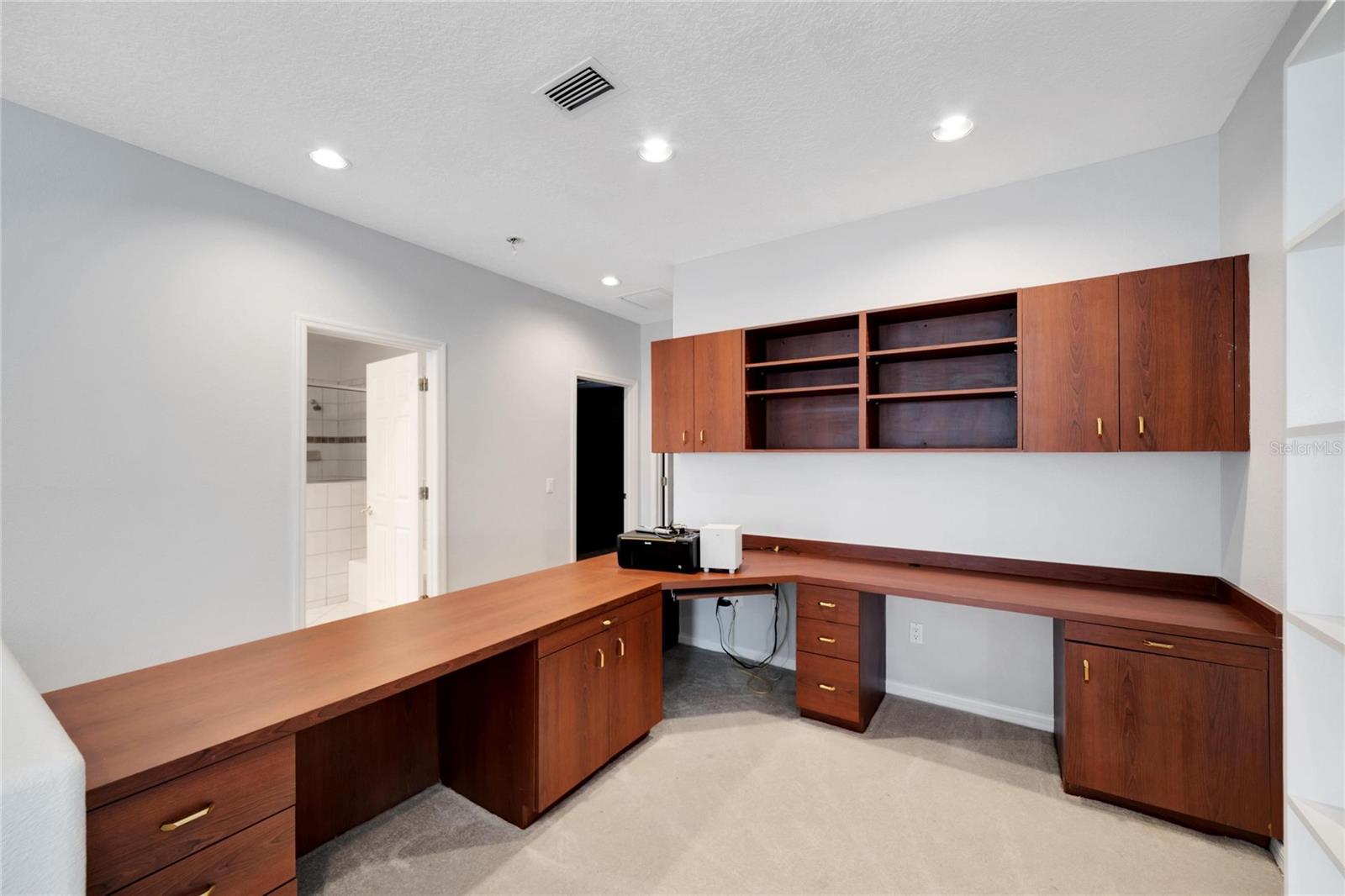 Image 48 of 66 For 17904 Cachet Isle Drive