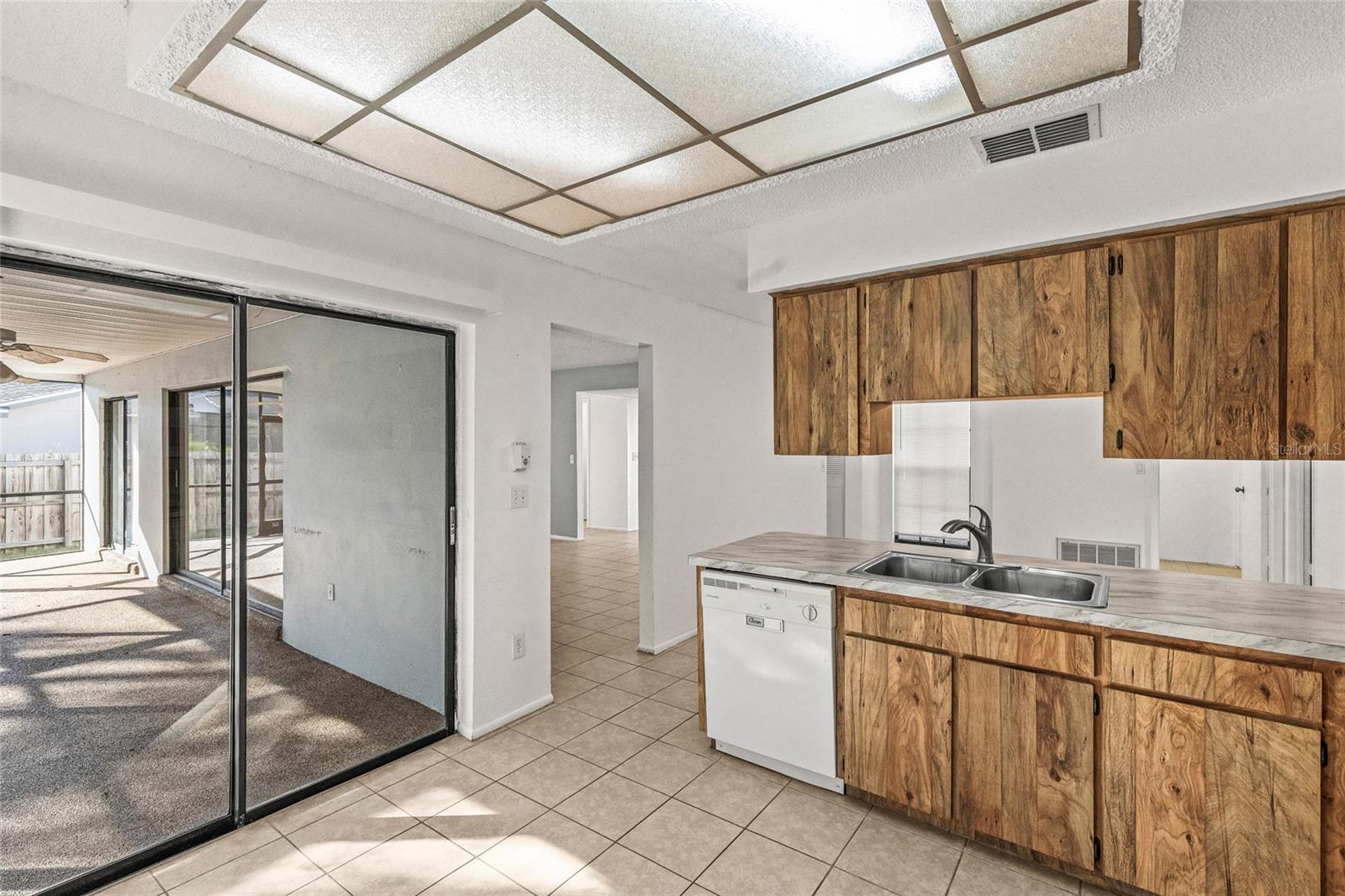 Image 10 of 32 For 2824 Rustic Oaks Drive