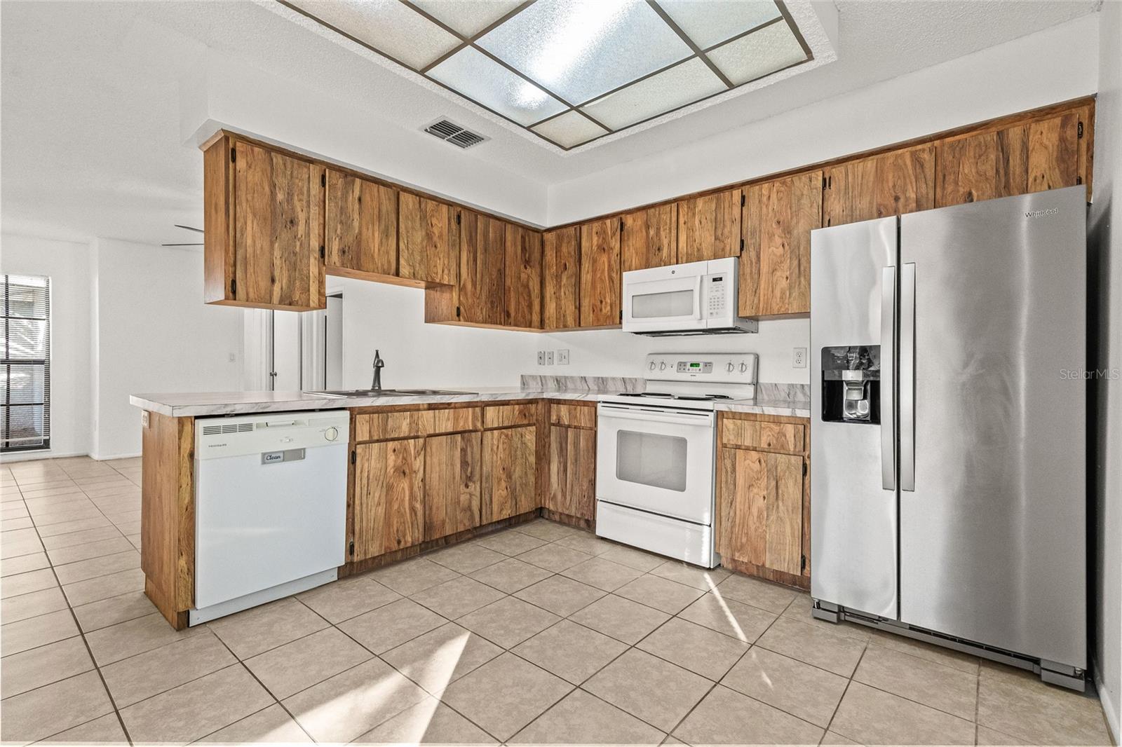 Image 11 of 32 For 2824 Rustic Oaks Drive