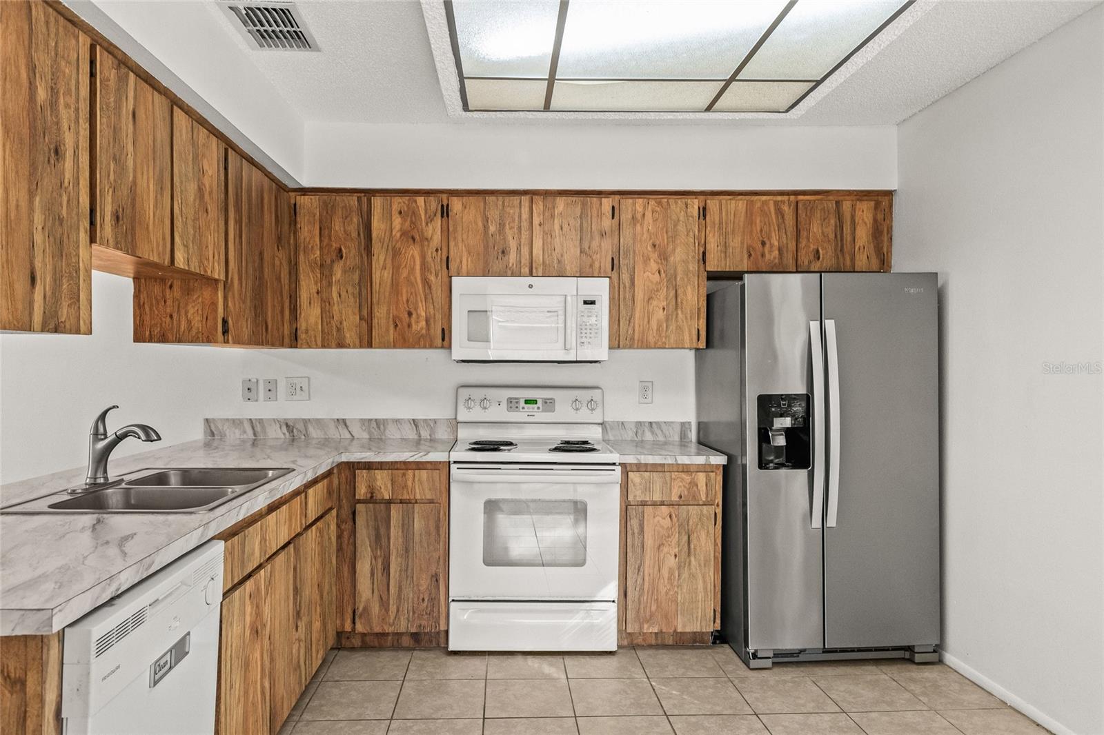 Image 12 of 32 For 2824 Rustic Oaks Drive