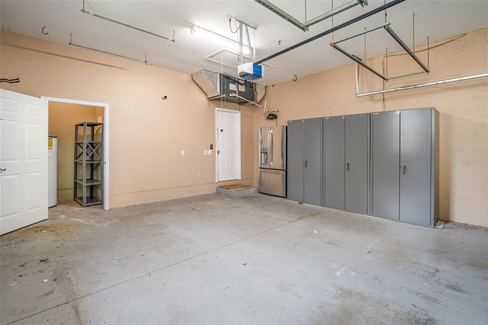 Image 19 of 39 For 30215 Saddlebag Trail