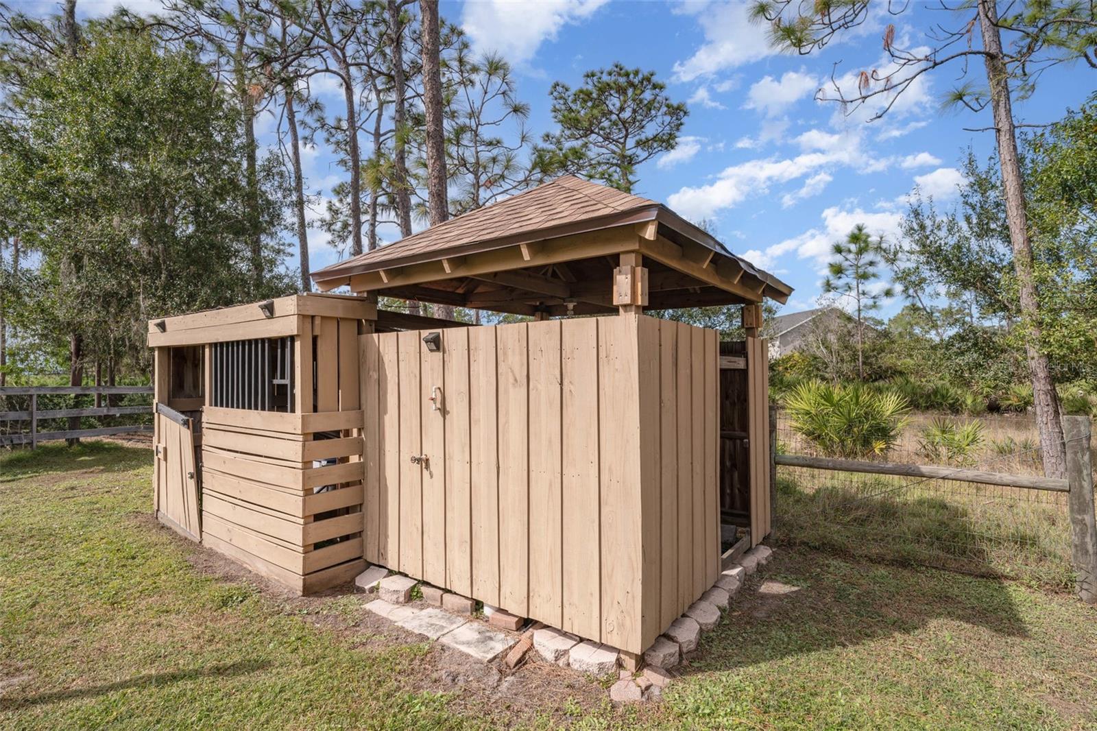 Image 26 of 39 For 30215 Saddlebag Trail