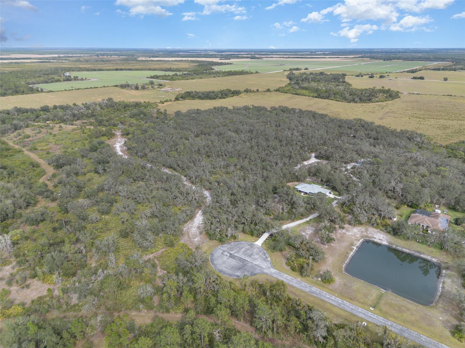 Image 36 of 39 For 30215 Saddlebag Trail