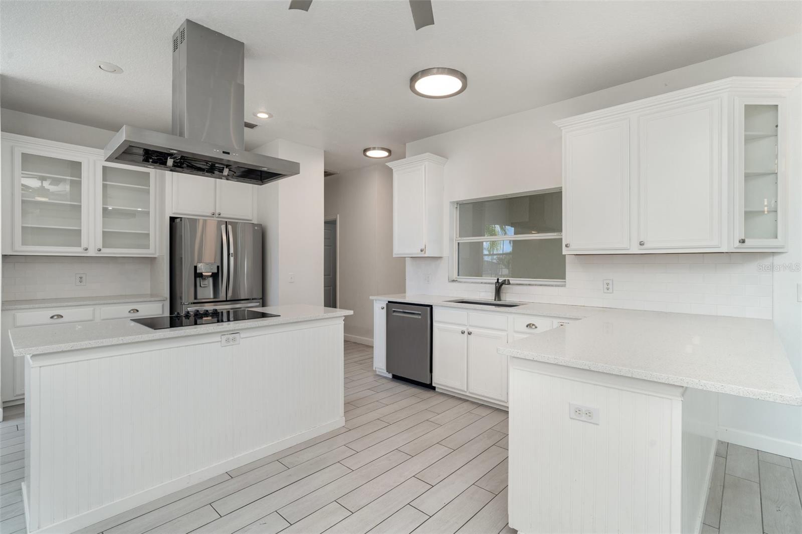 Image 6 of 39 For 30215 Saddlebag Trail