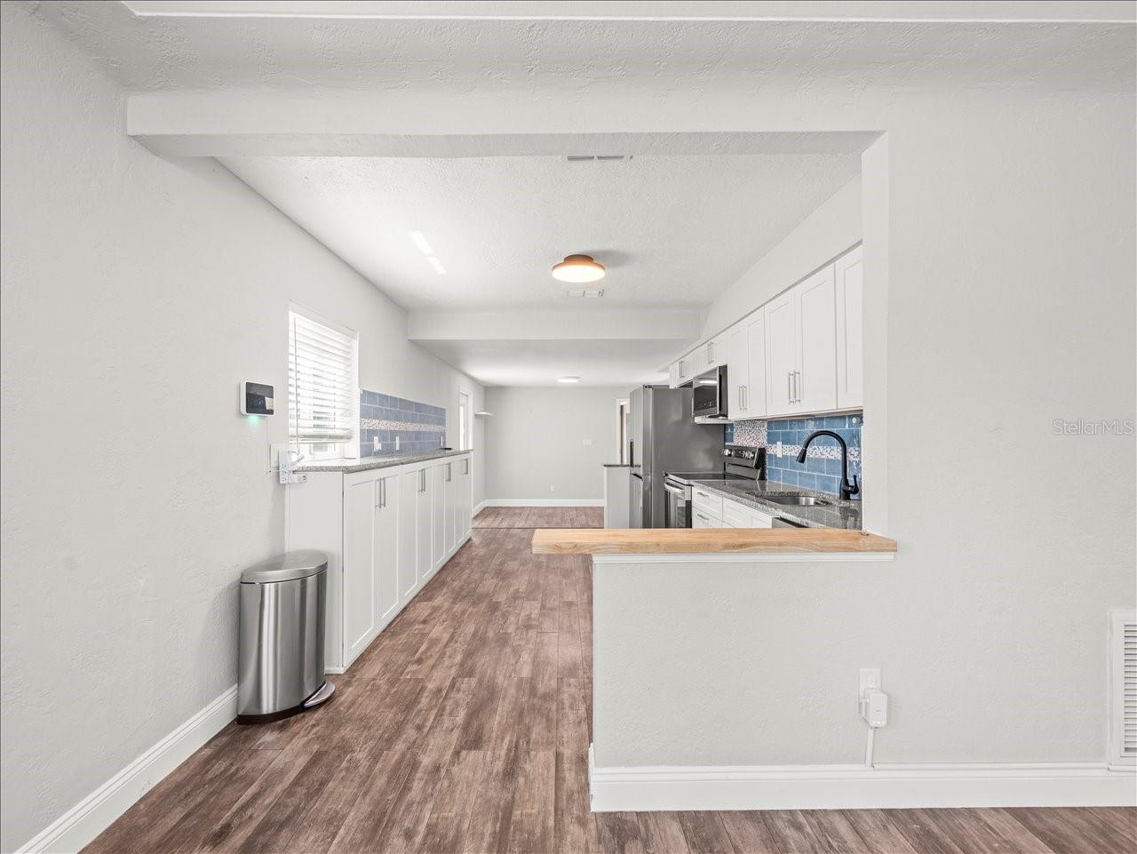 Image 10 of 37 For 2200 Capri Drive