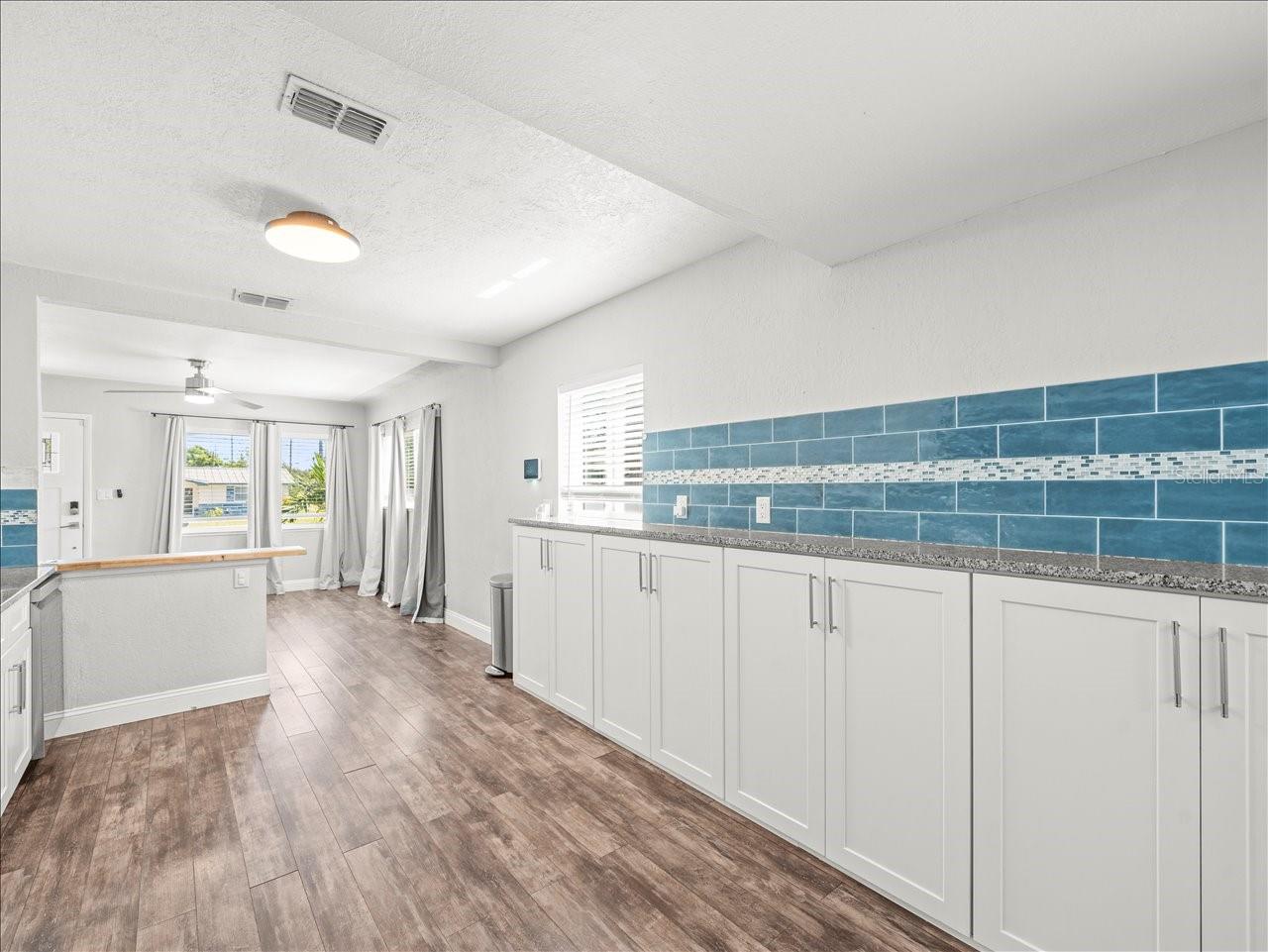 Image 13 of 37 For 2200 Capri Drive