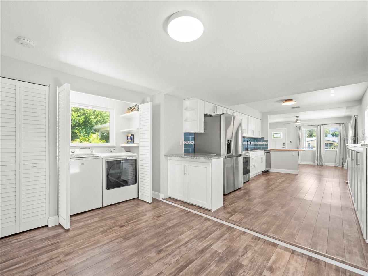 Image 17 of 37 For 2200 Capri Drive