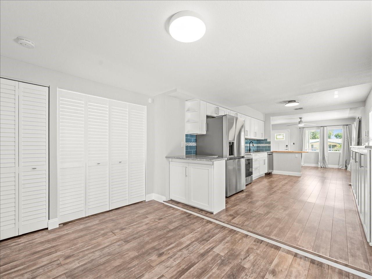 Image 18 of 37 For 2200 Capri Drive