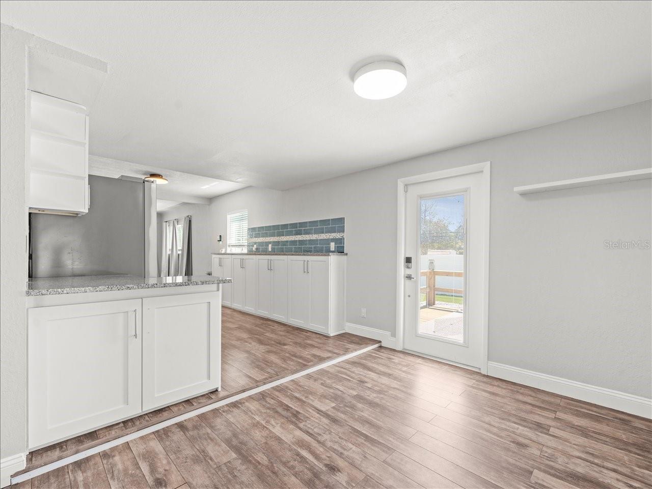 Image 19 of 37 For 2200 Capri Drive