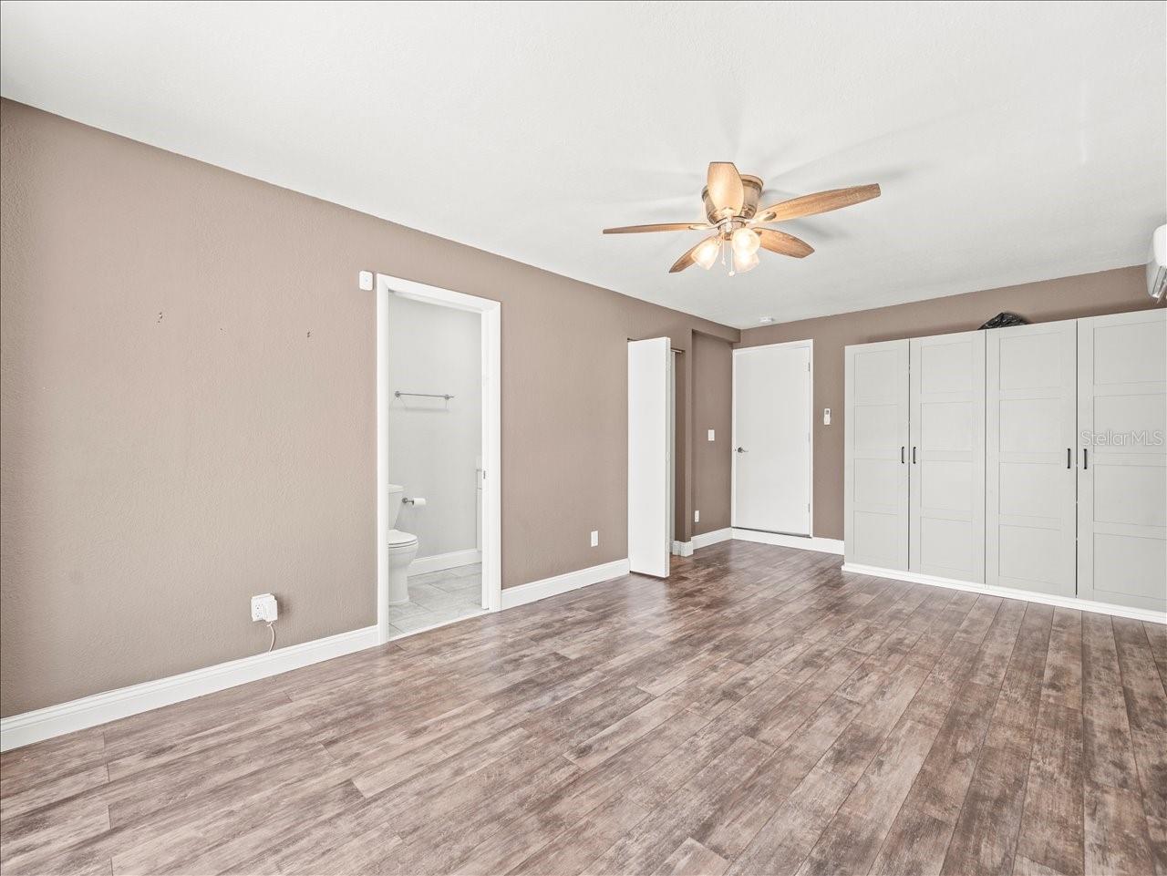 Image 22 of 37 For 2200 Capri Drive