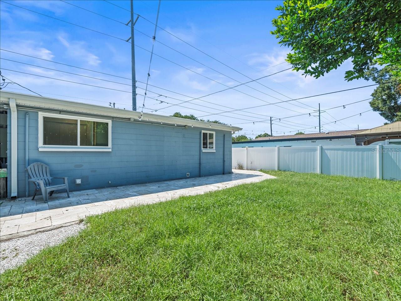 Image 33 of 37 For 2200 Capri Drive