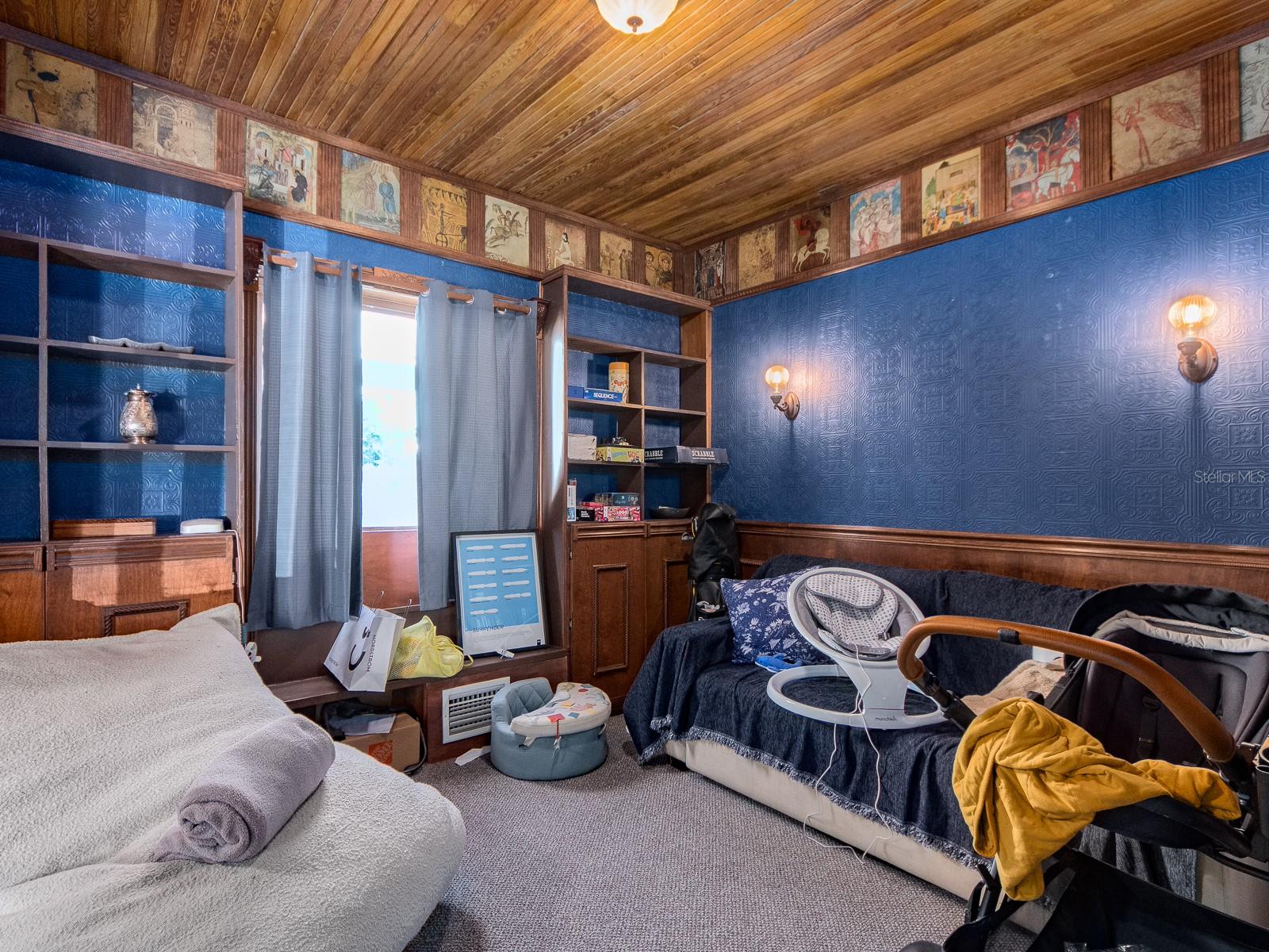 Image 14 of 70 For 945 11th Street N