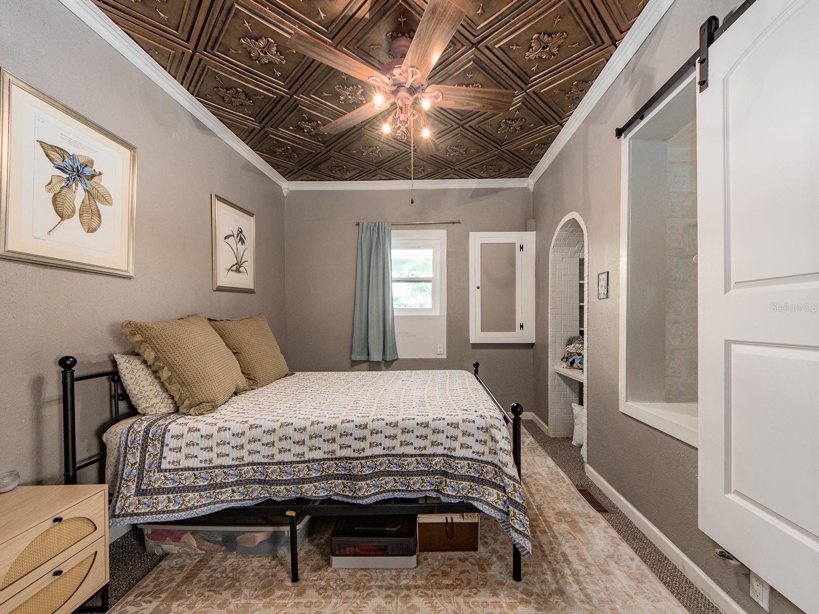 Image 25 of 70 For 945 11th Street N