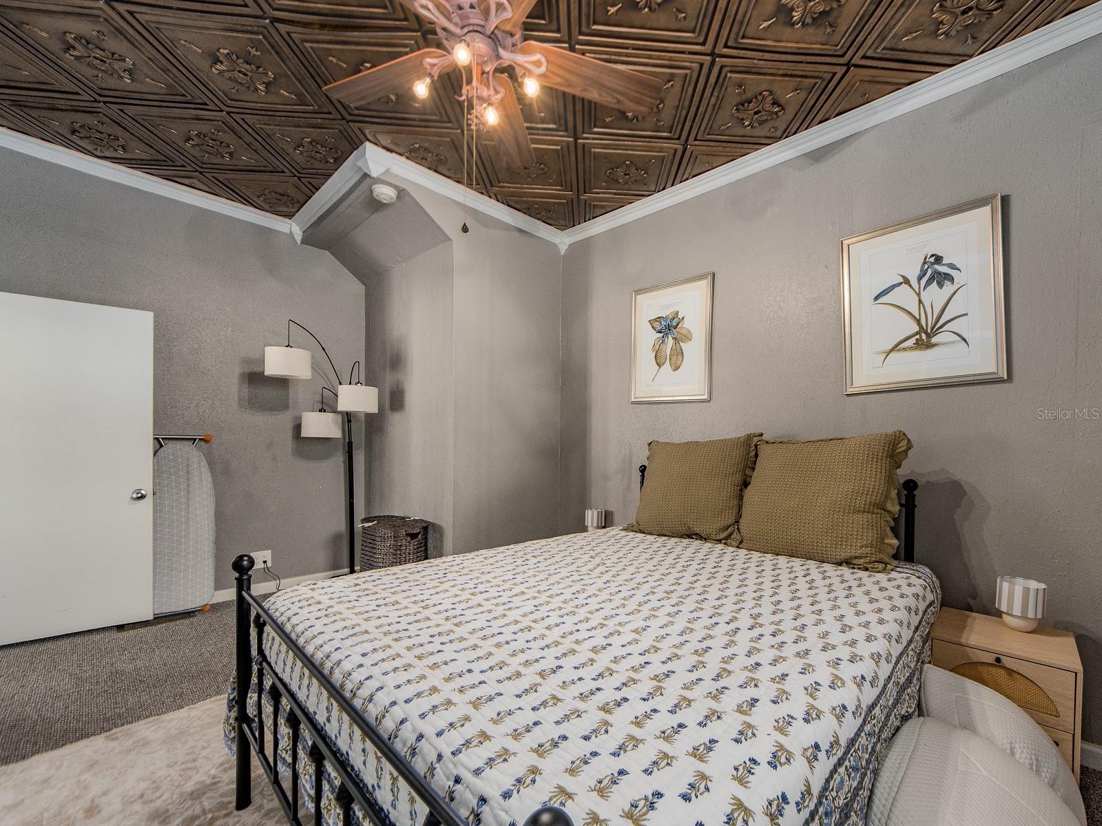 Image 27 of 70 For 945 11th Street N