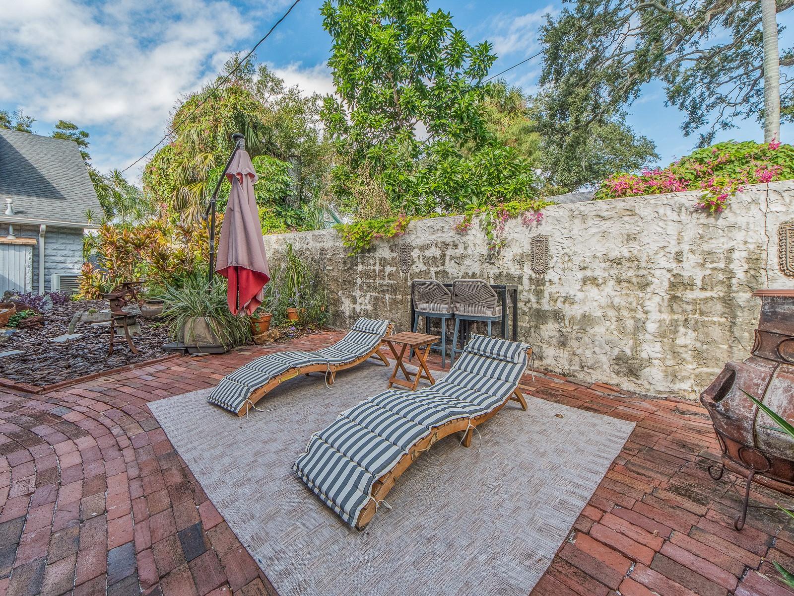 Image 41 of 70 For 945 11th Street N