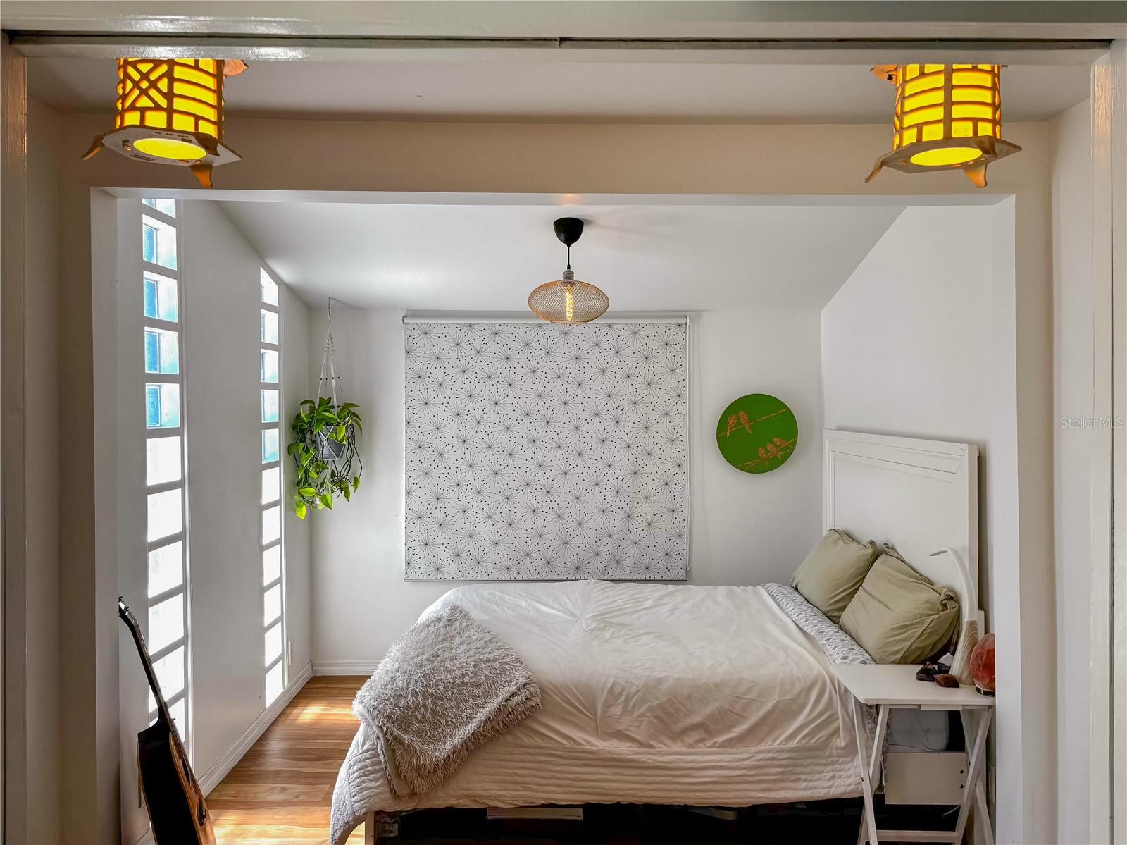 Image 53 of 70 For 945 11th Street N