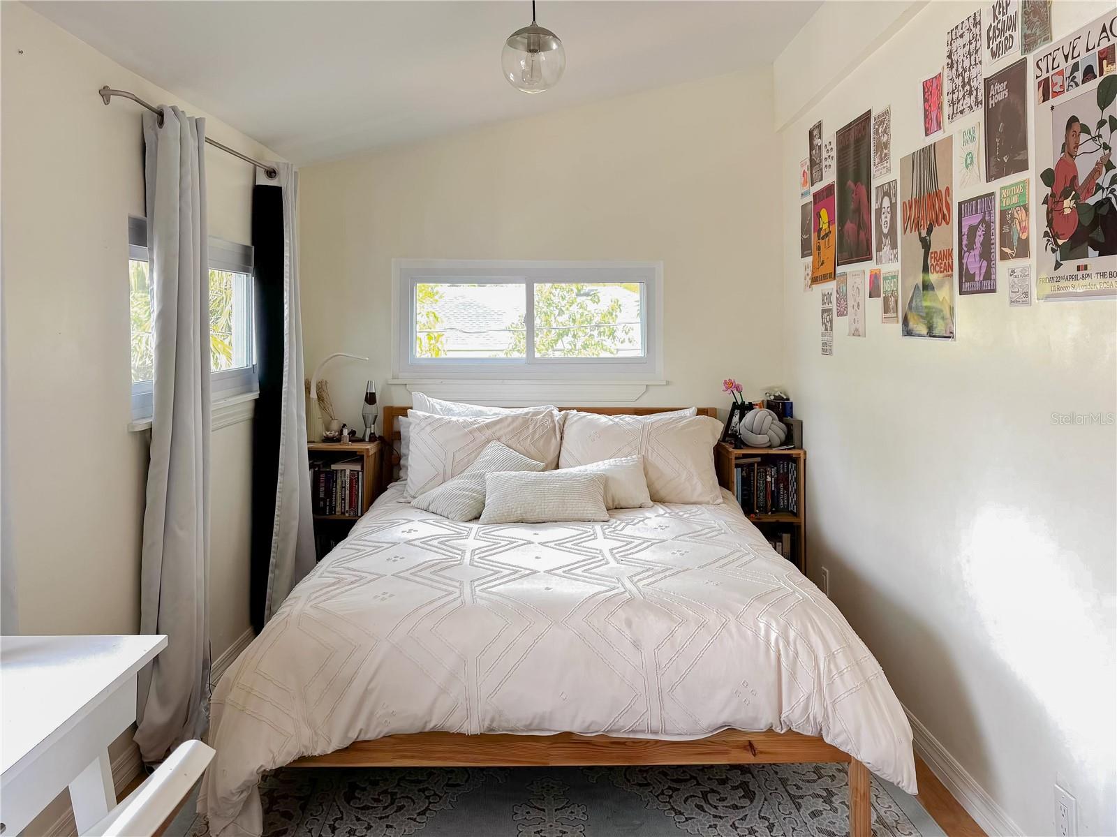 Image 57 of 70 For 945 11th Street N