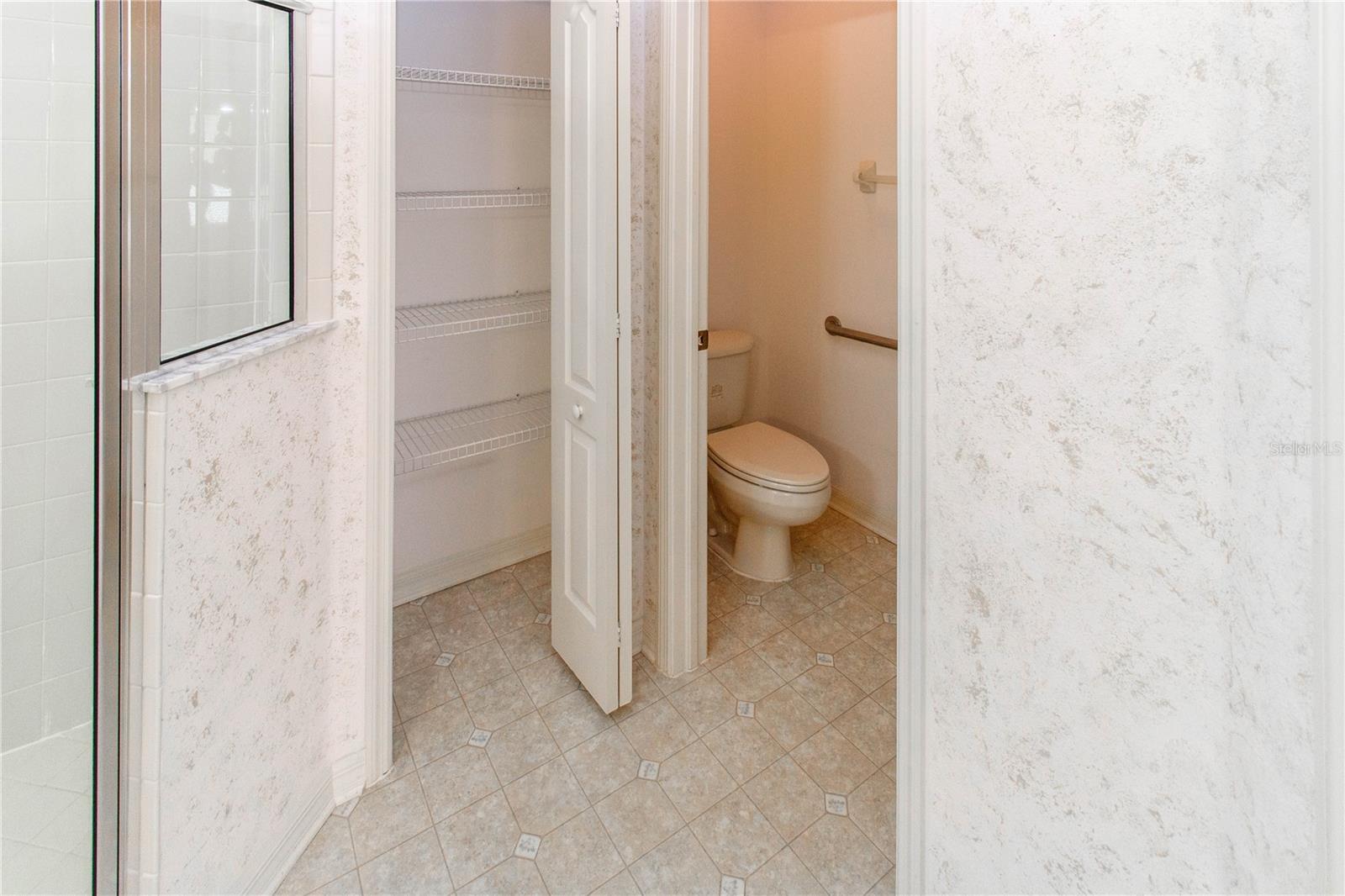 Image 28 of 35 For 1747 Ravenridge Street