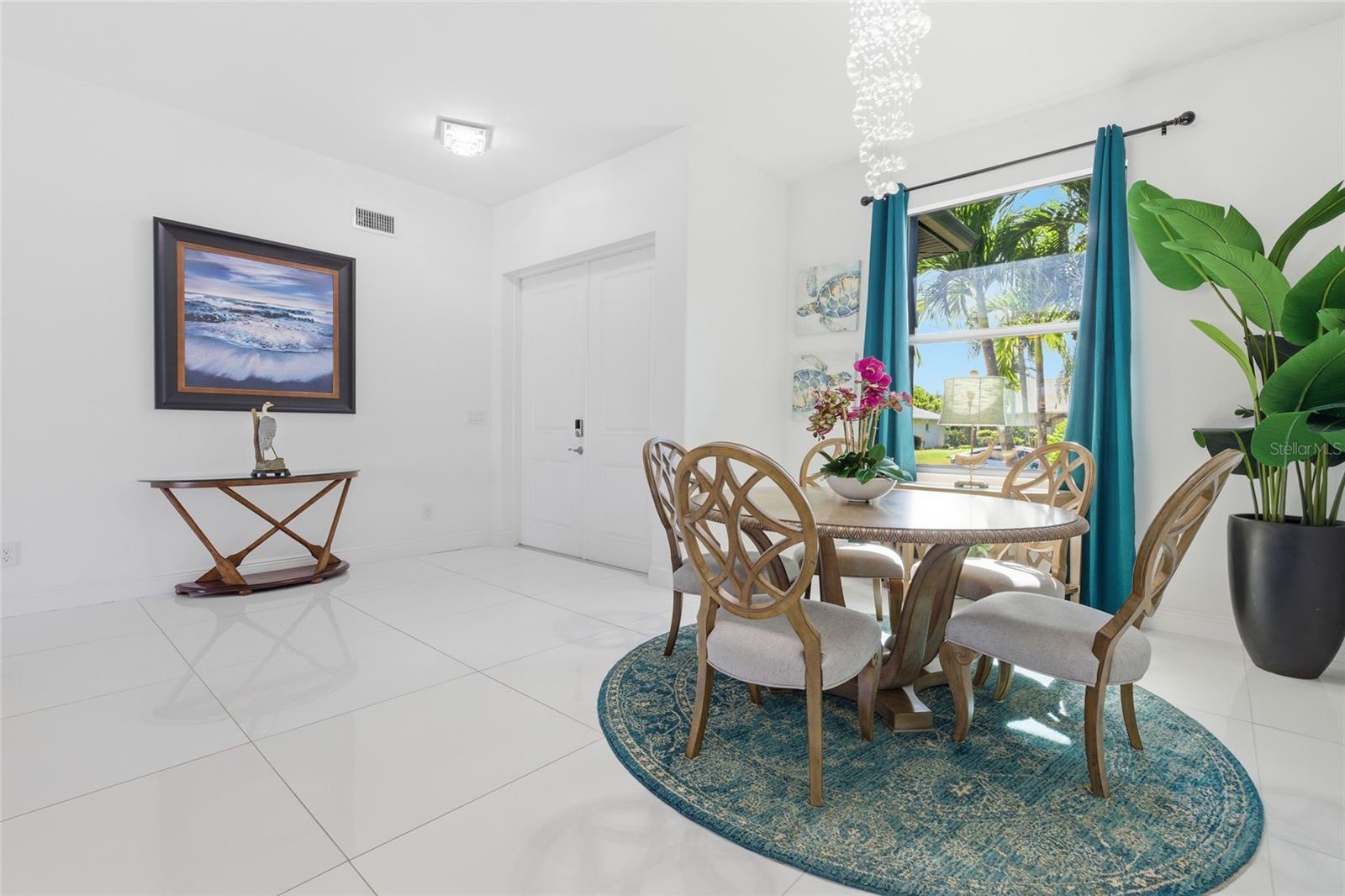 Image 14 of 39 For 1507 2nd Street