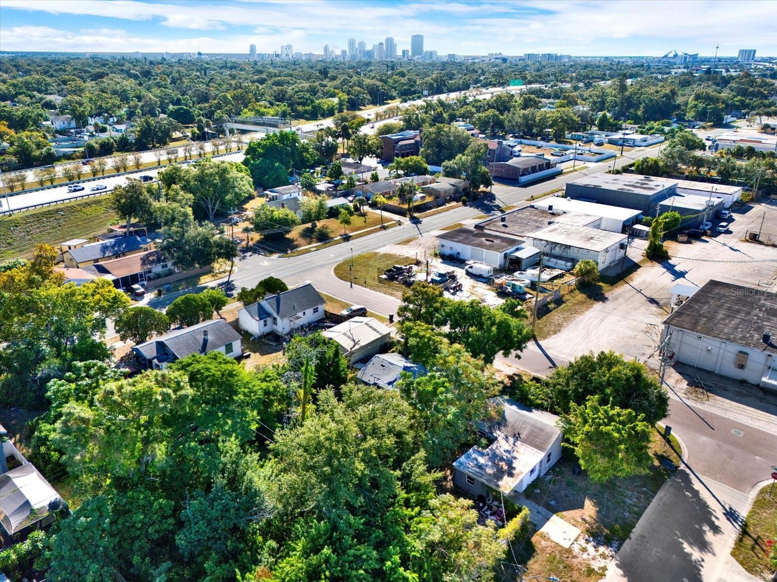 Image 19 of 23 For 2221 28th Avenue N