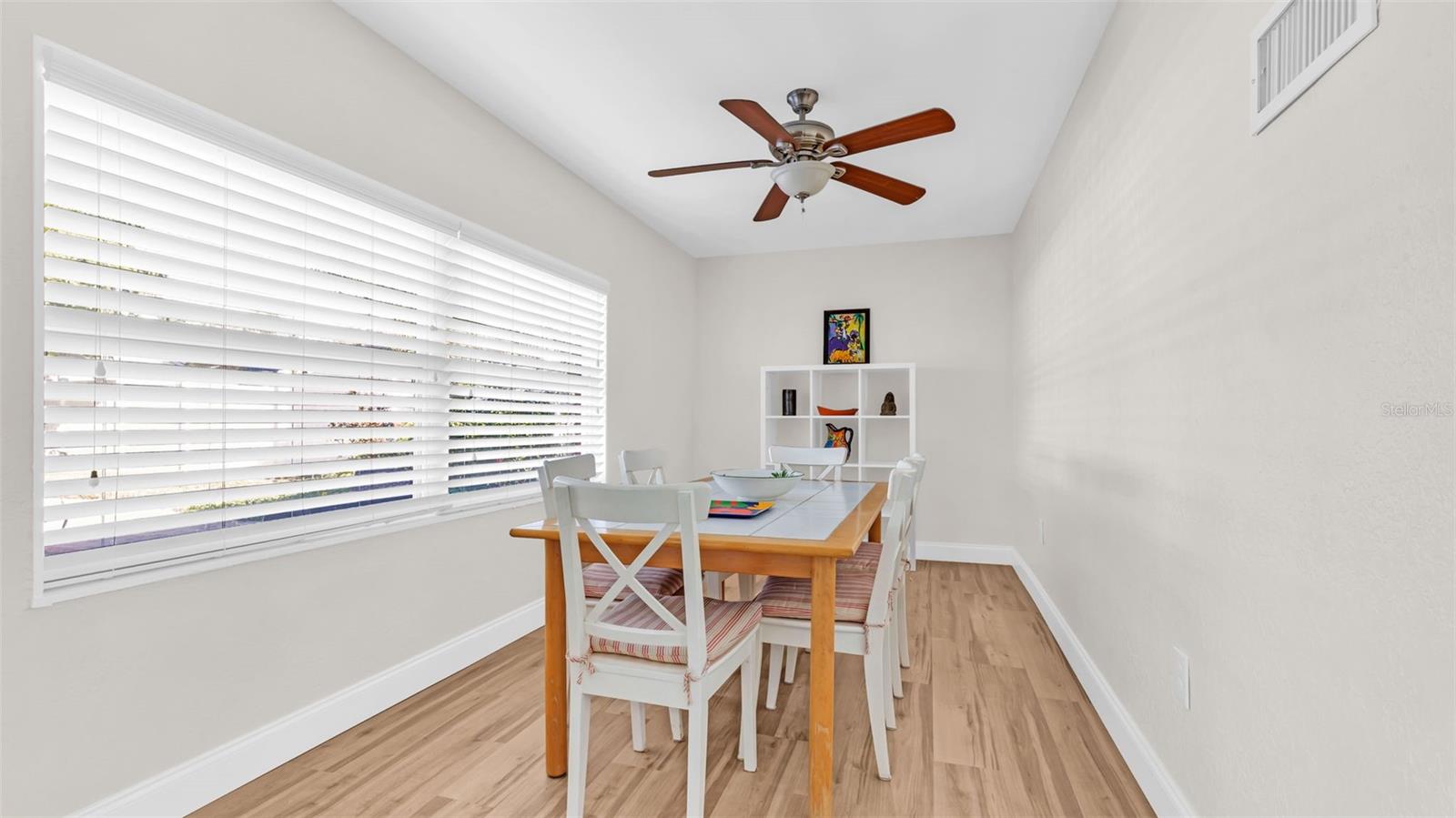 Image 15 of 44 For 7063 Shore Drive S