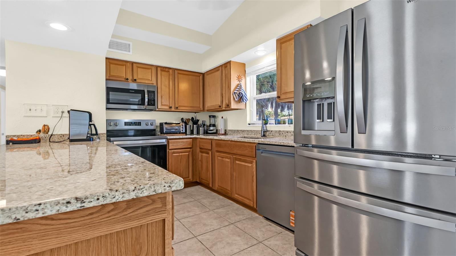 Image 20 of 44 For 7063 Shore Drive S