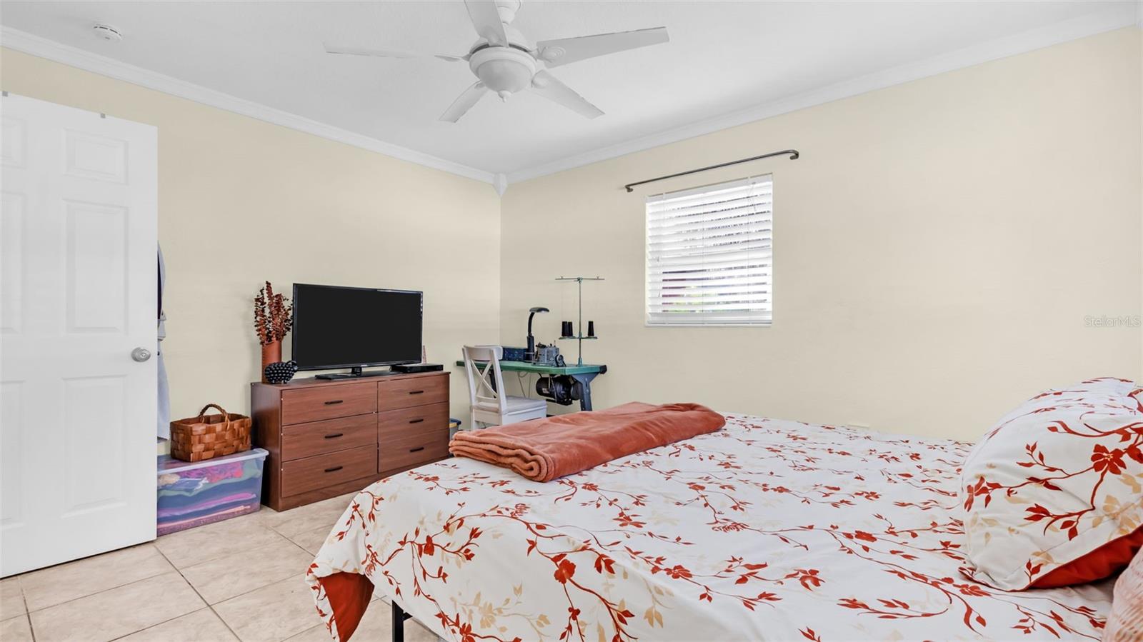 Image 33 of 44 For 7063 Shore Drive S