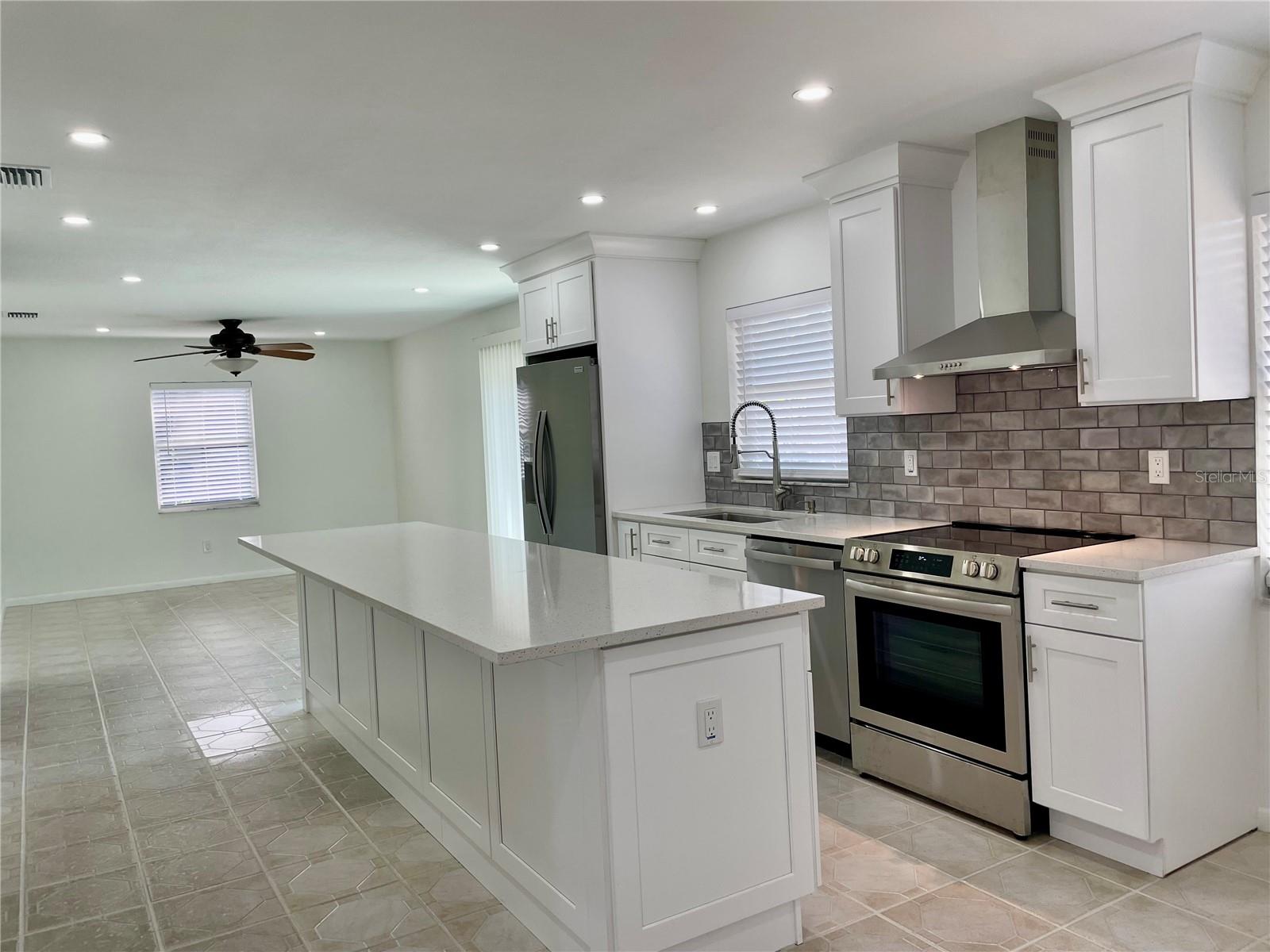 Image 16 of 29 For 19114 Alice Circle