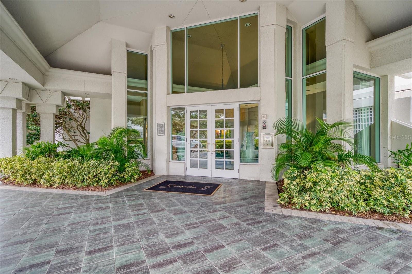 Image 11 of 52 For 2 Seaside Lane 201