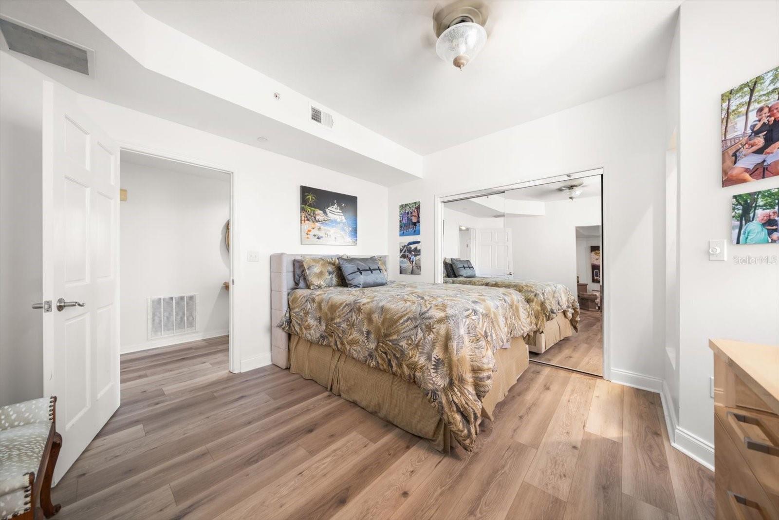 Image 30 of 52 For 2 Seaside Lane 201