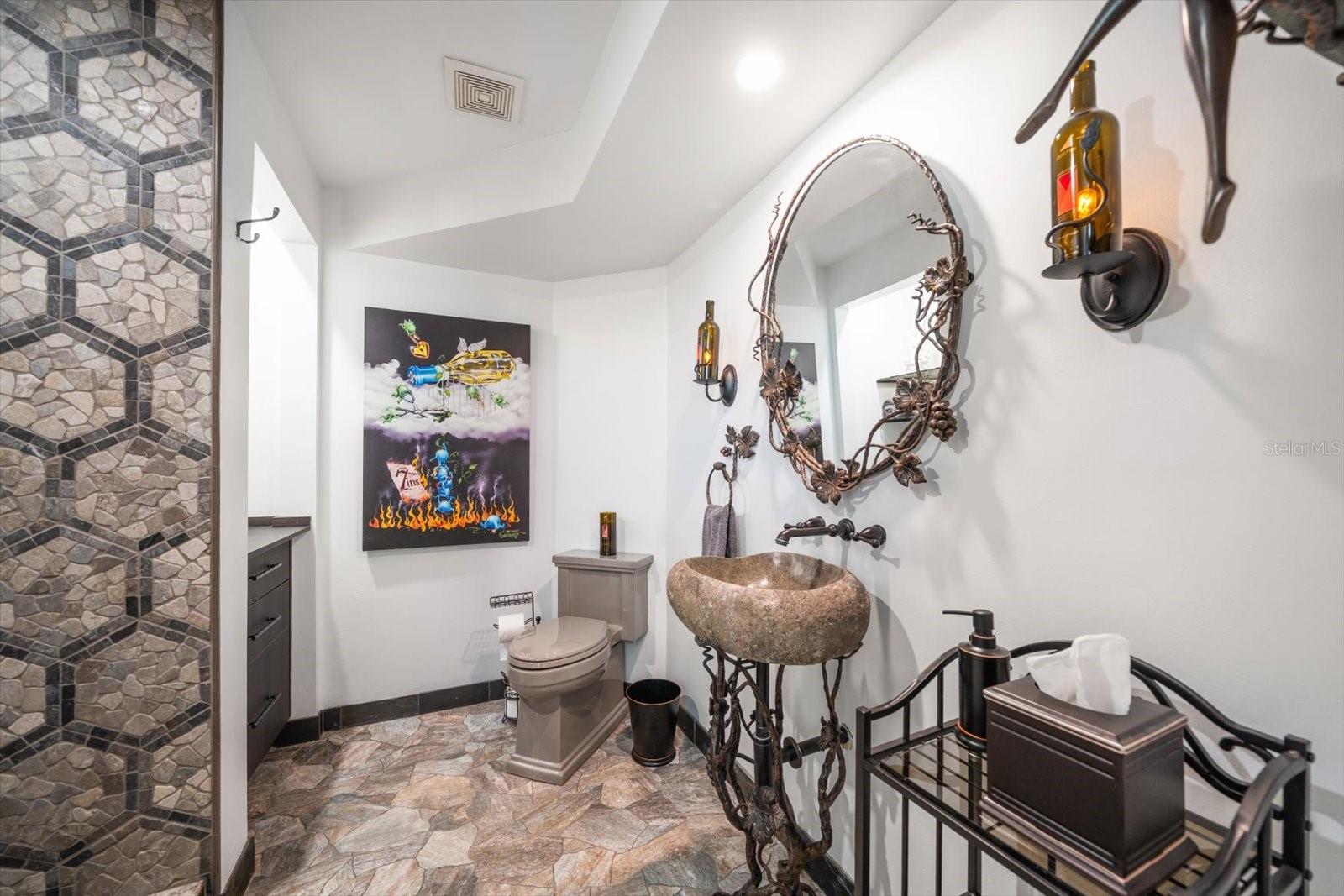 Image 32 of 52 For 2 Seaside Lane 201