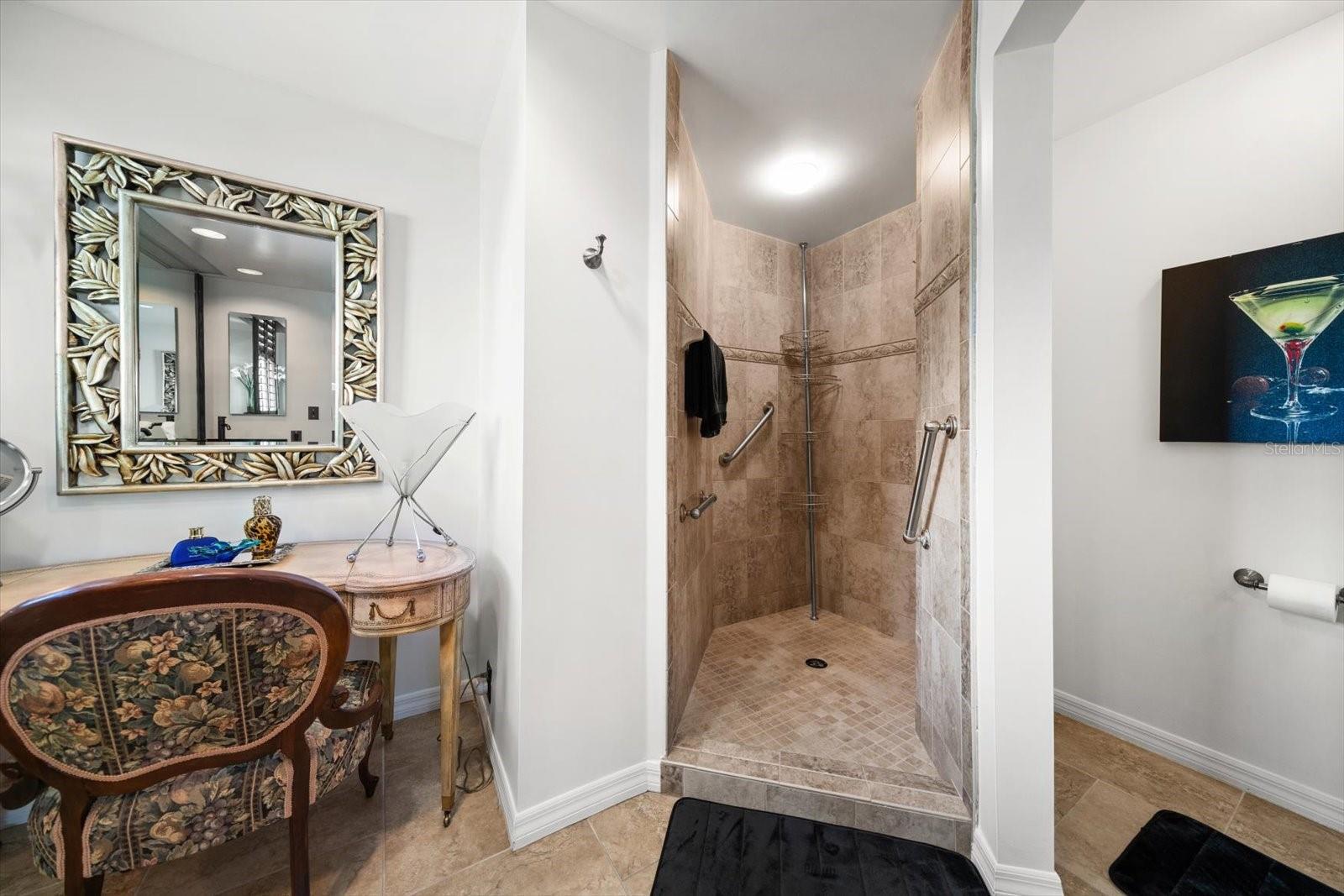 Image 33 of 52 For 2 Seaside Lane 201