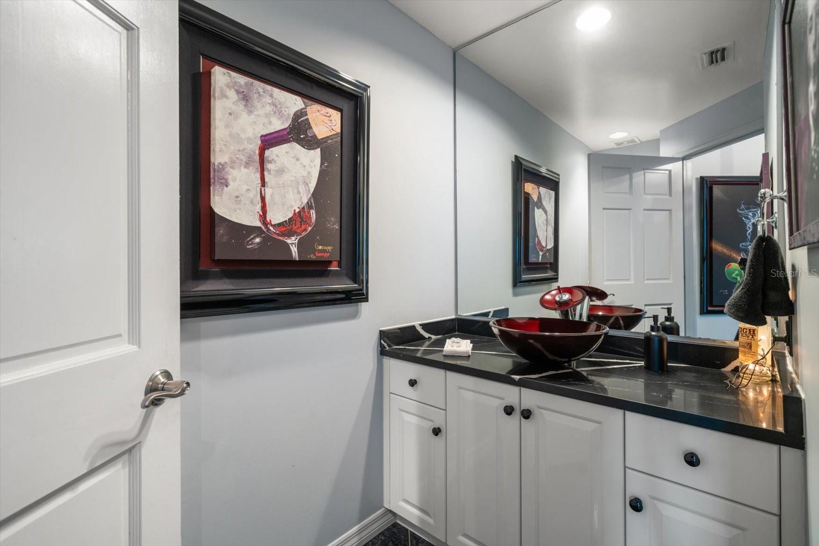 Image 34 of 52 For 2 Seaside Lane 201