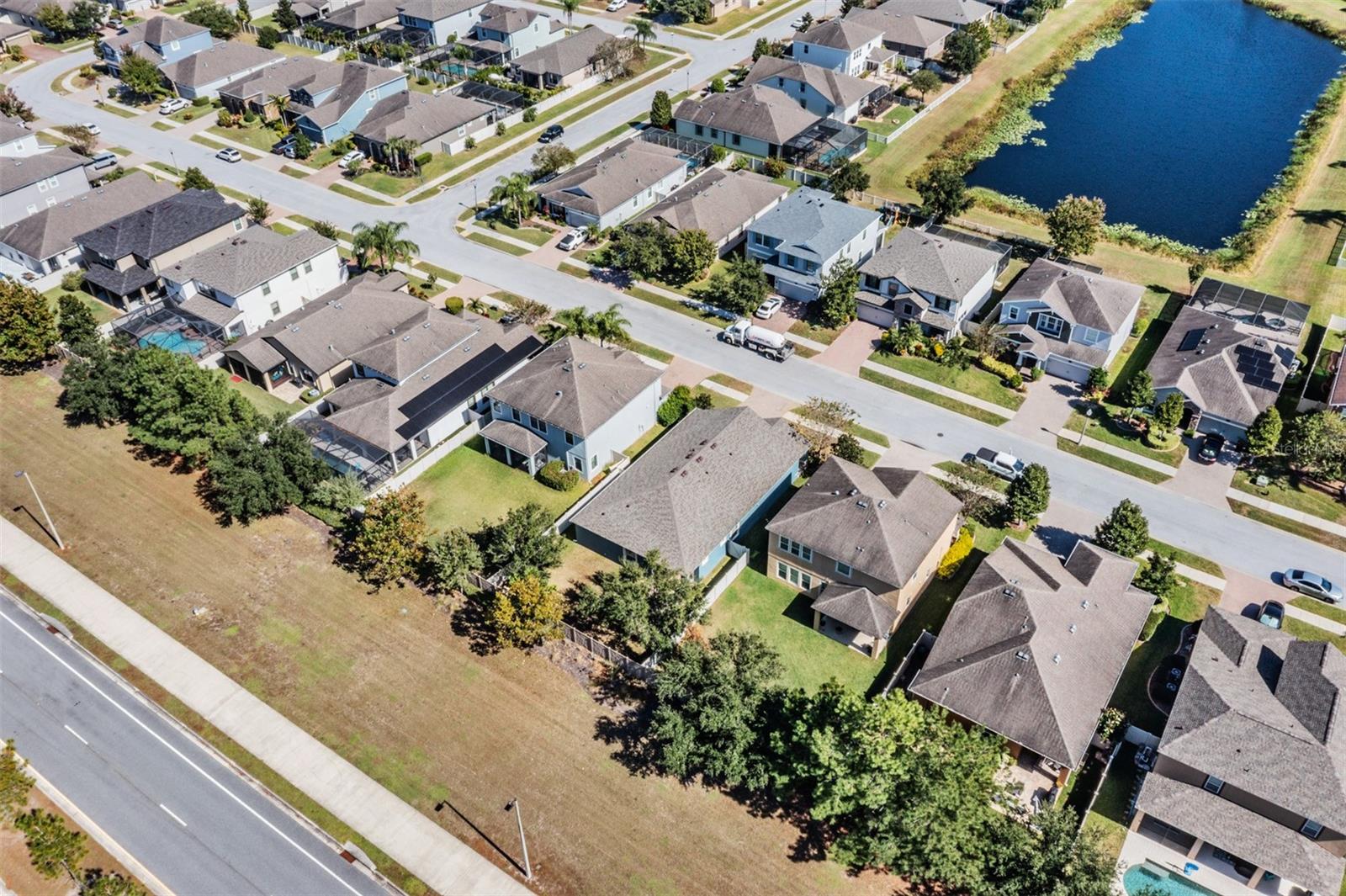 Image 36 of 41 For 1570 Fox Grape Loop