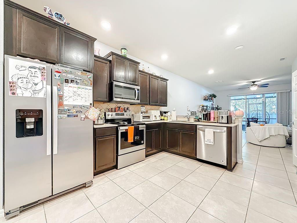 Image 17 of 47 For 5192 Sylvester Loop