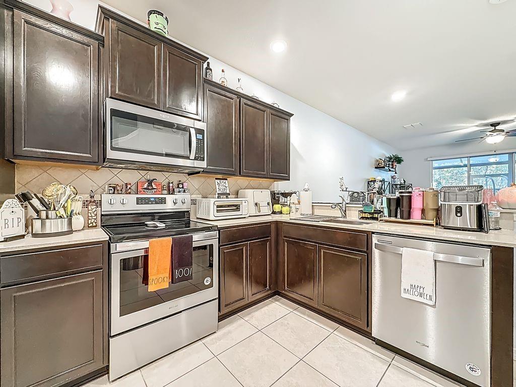 Image 18 of 47 For 5192 Sylvester Loop