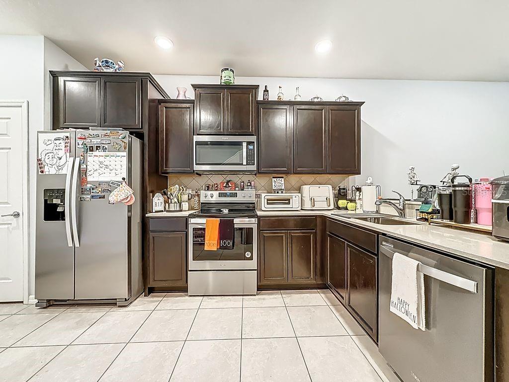 Image 19 of 47 For 5192 Sylvester Loop