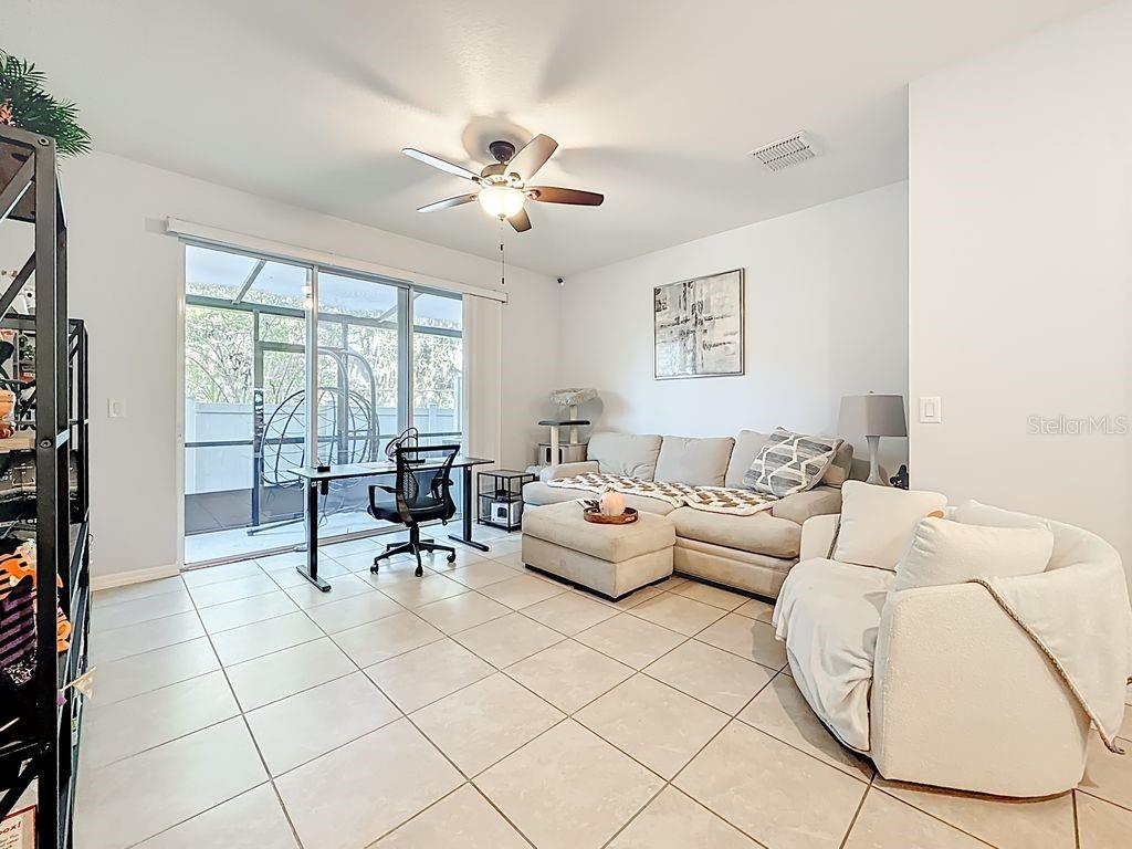 Image 23 of 47 For 5192 Sylvester Loop