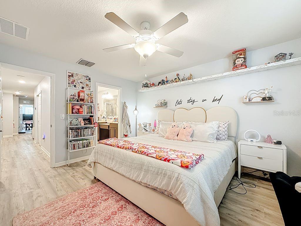 Image 30 of 47 For 5192 Sylvester Loop