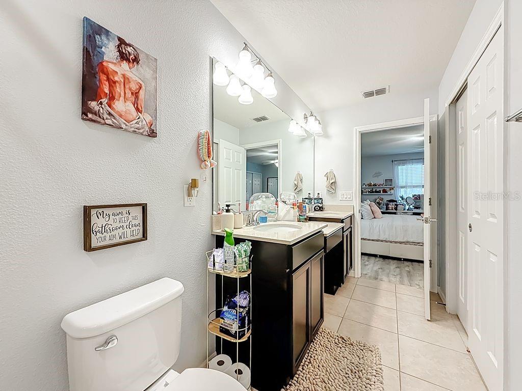 Image 33 of 47 For 5192 Sylvester Loop