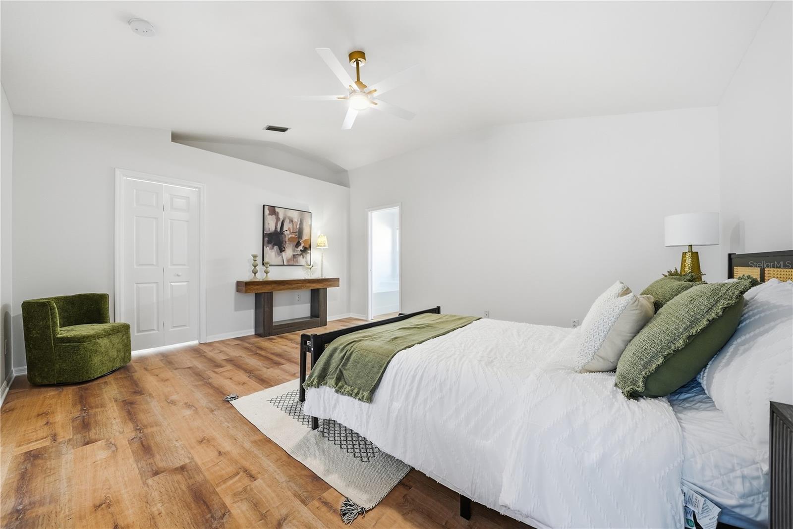 Image 29 of 68 For 4710 Little Denise Court