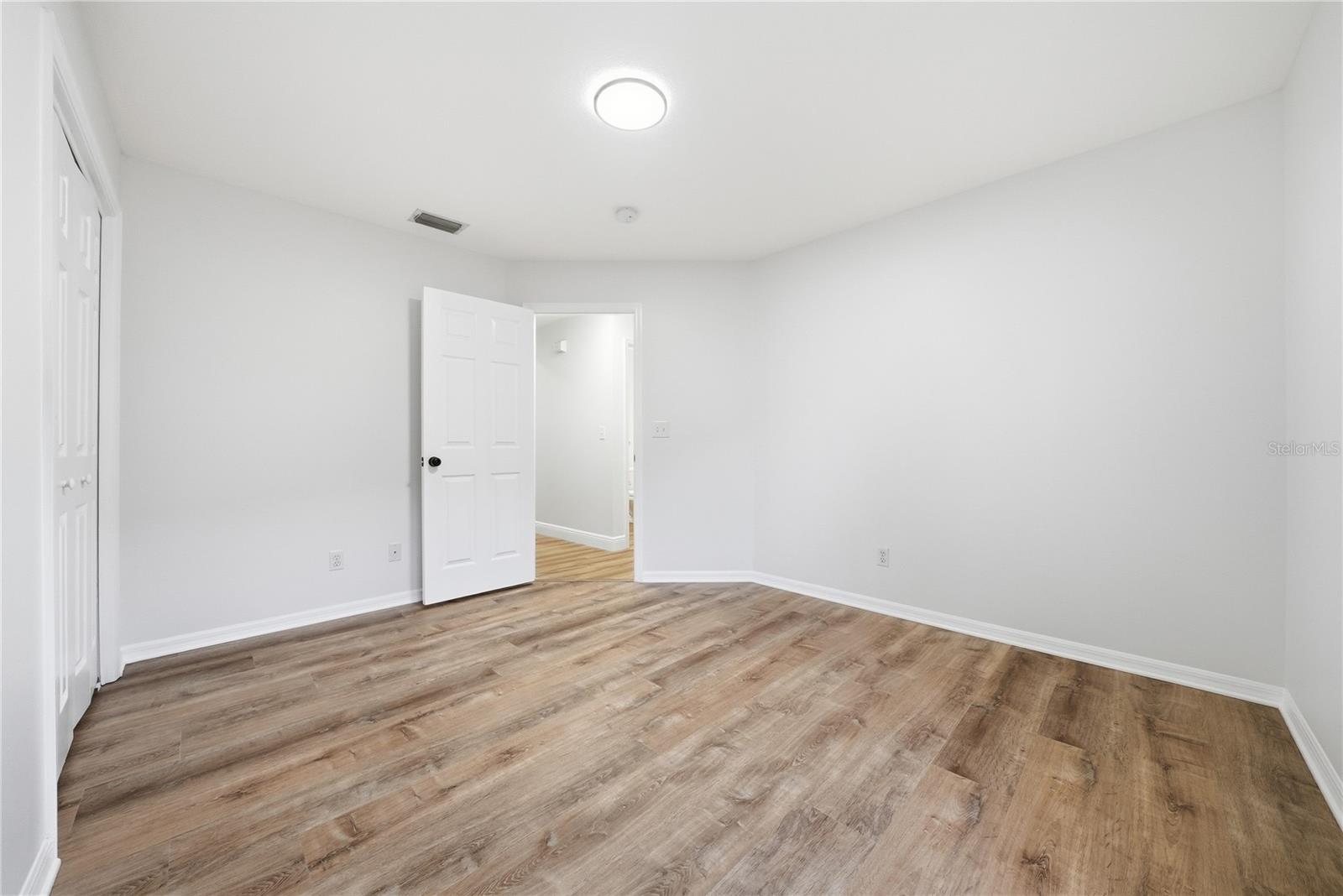 Image 34 of 68 For 4710 Little Denise Court