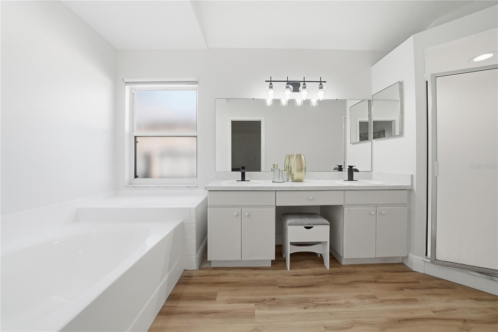 Image 38 of 68 For 4710 Little Denise Court