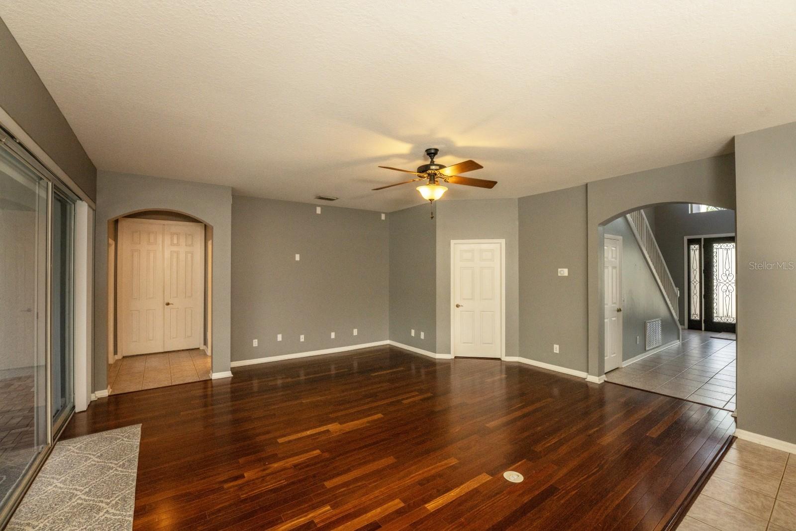 Image 11 of 43 For 17933 Bahama Isle Circle