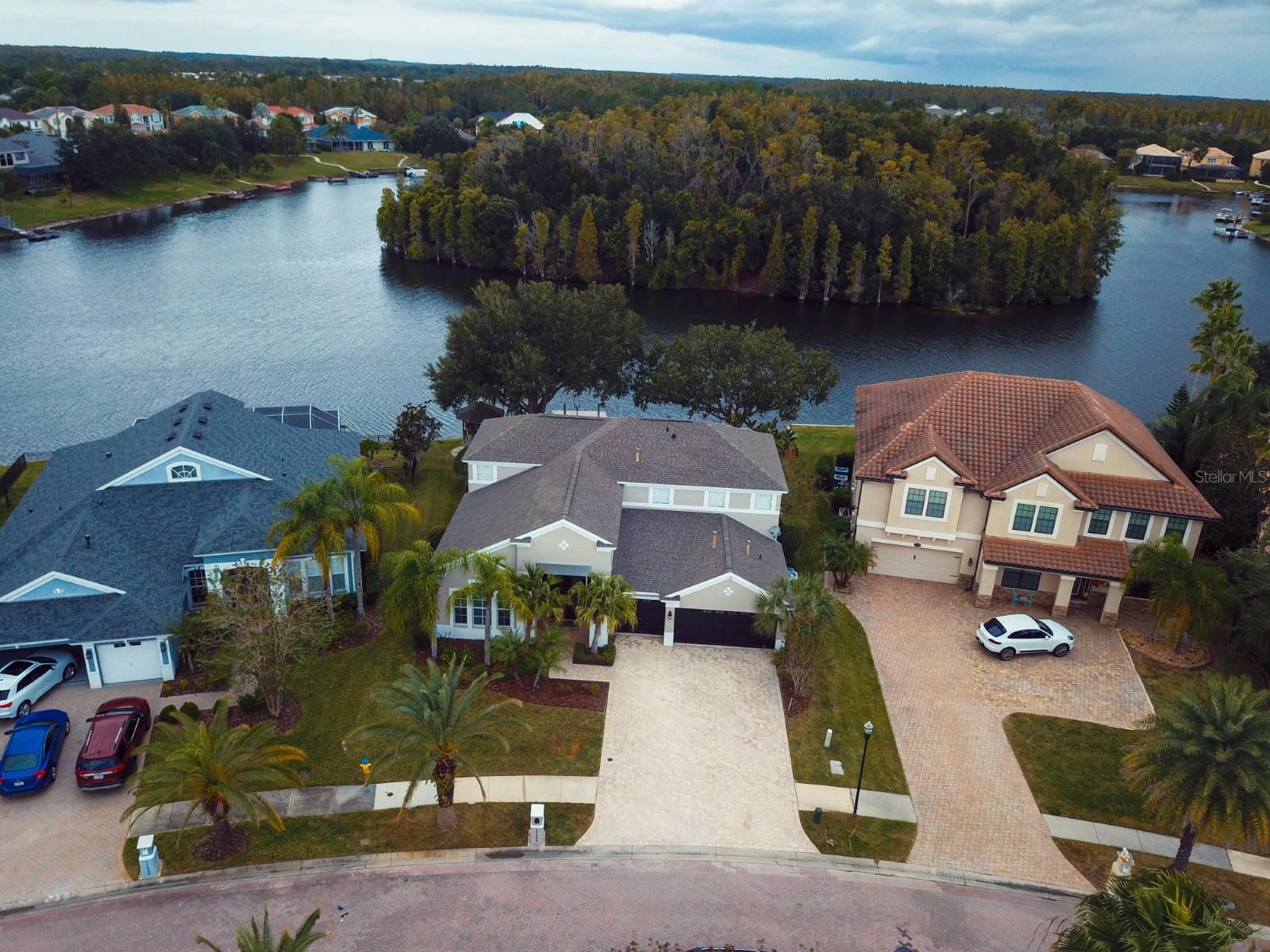 Image 2 of 43 For 17933 Bahama Isle Circle