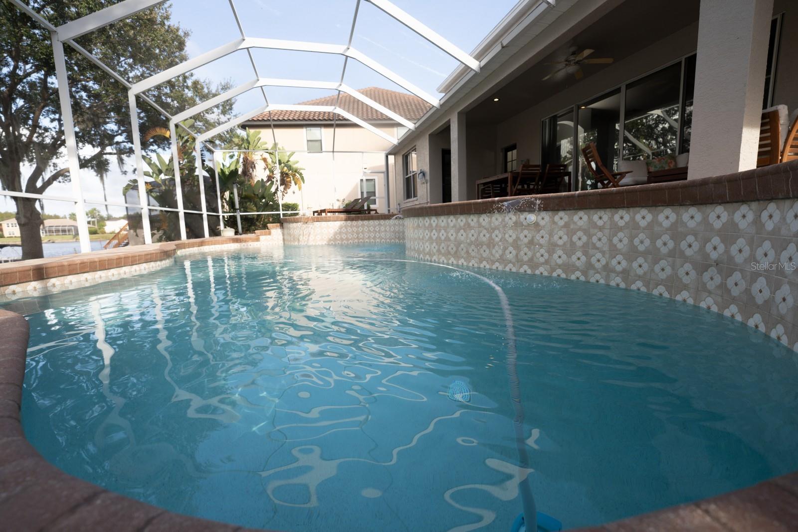 Image 30 of 43 For 17933 Bahama Isle Circle