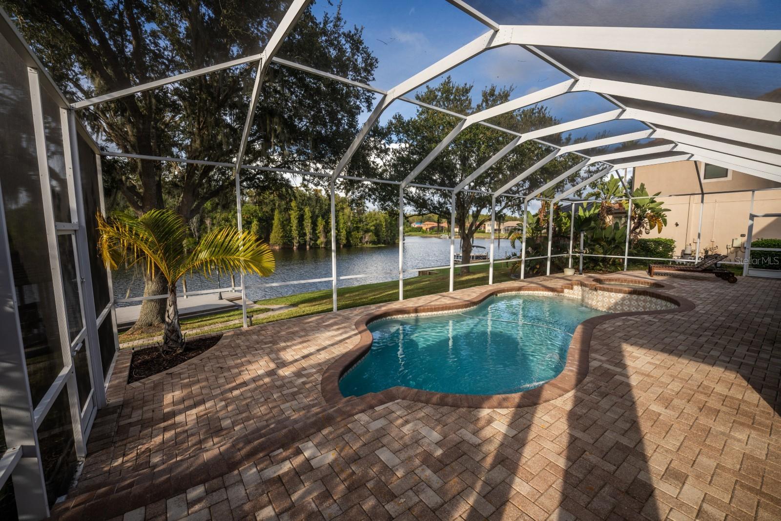 Image 34 of 43 For 17933 Bahama Isle Circle