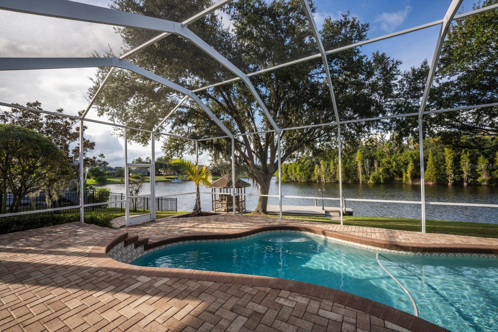 Image 35 of 43 For 17933 Bahama Isle Circle