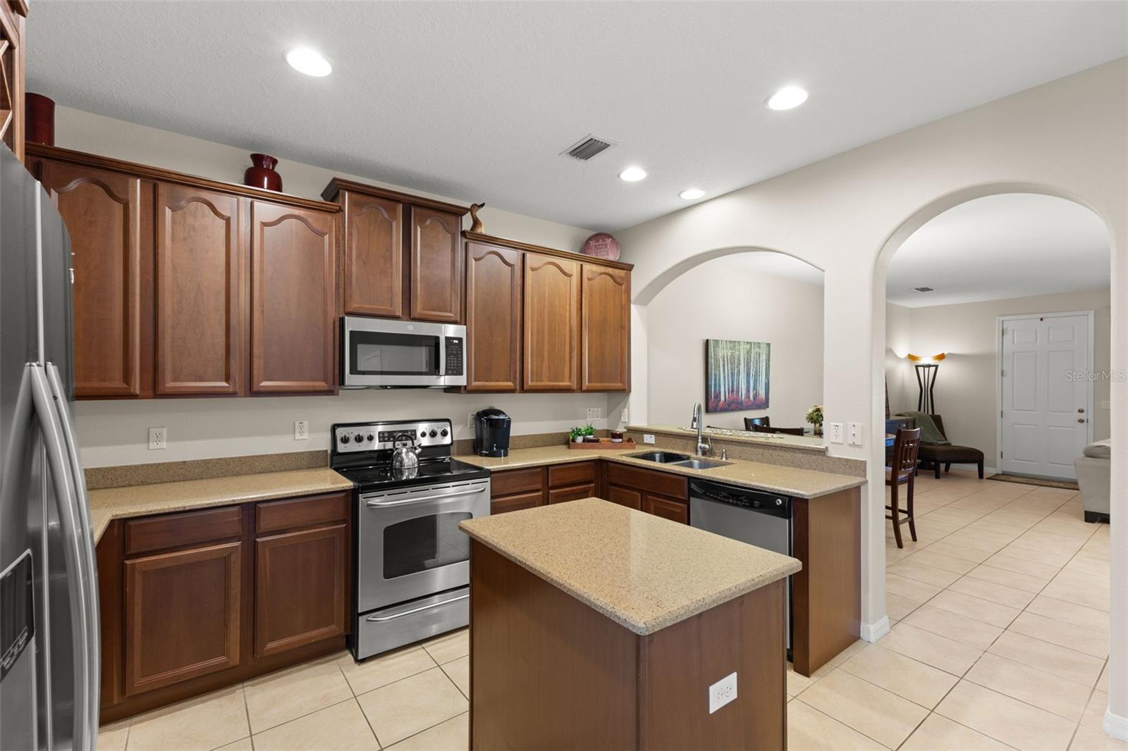 Image 13 of 34 For 14114 Oakham Street