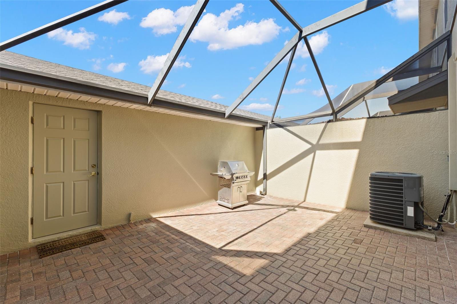 Image 19 of 34 For 14114 Oakham Street